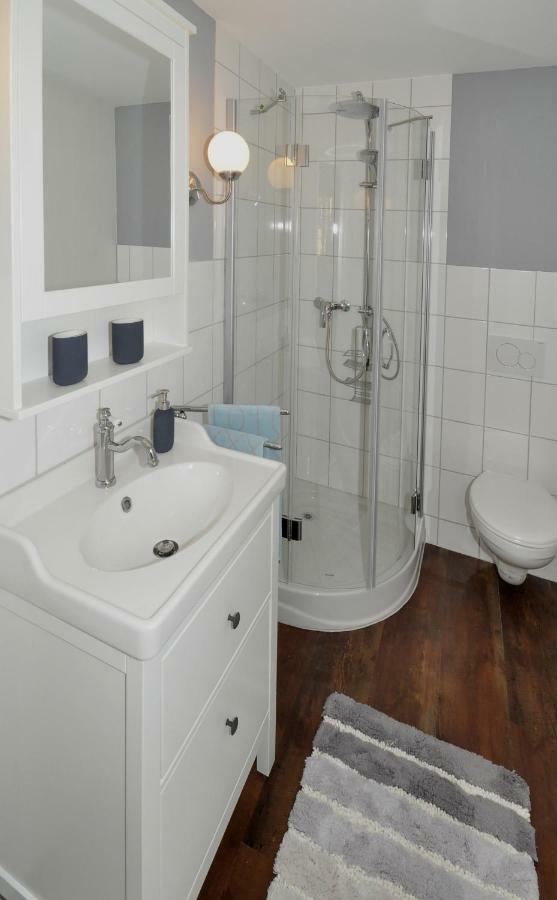 B&B Zum Rossli Zunzgen Esterno foto