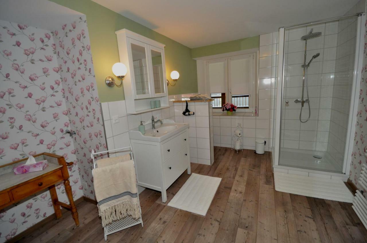 B&B Zum Rossli Zunzgen Esterno foto