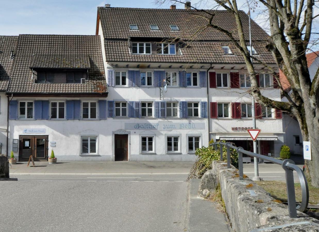 B&B Zum Rossli Zunzgen Esterno foto